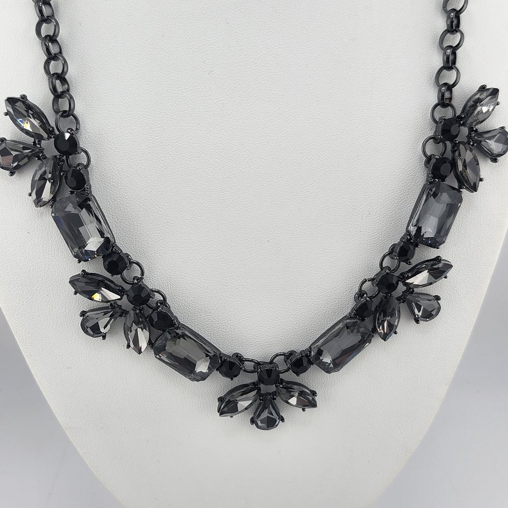 Black‎ Metal Rhinestone Necklace